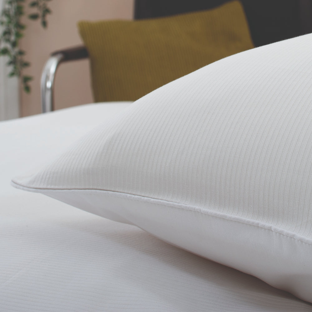 Boston Stripe 230 Thread Count 100% Cotton Duvet Cover Set | Super King | White