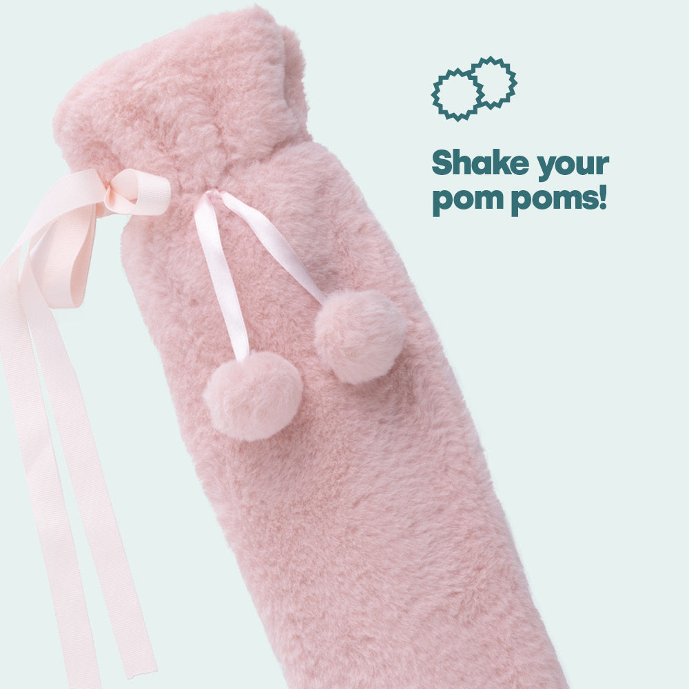 Livivo 2l Extra Long Hot Water Bottle With Pink Pom Pom Lattice Cover