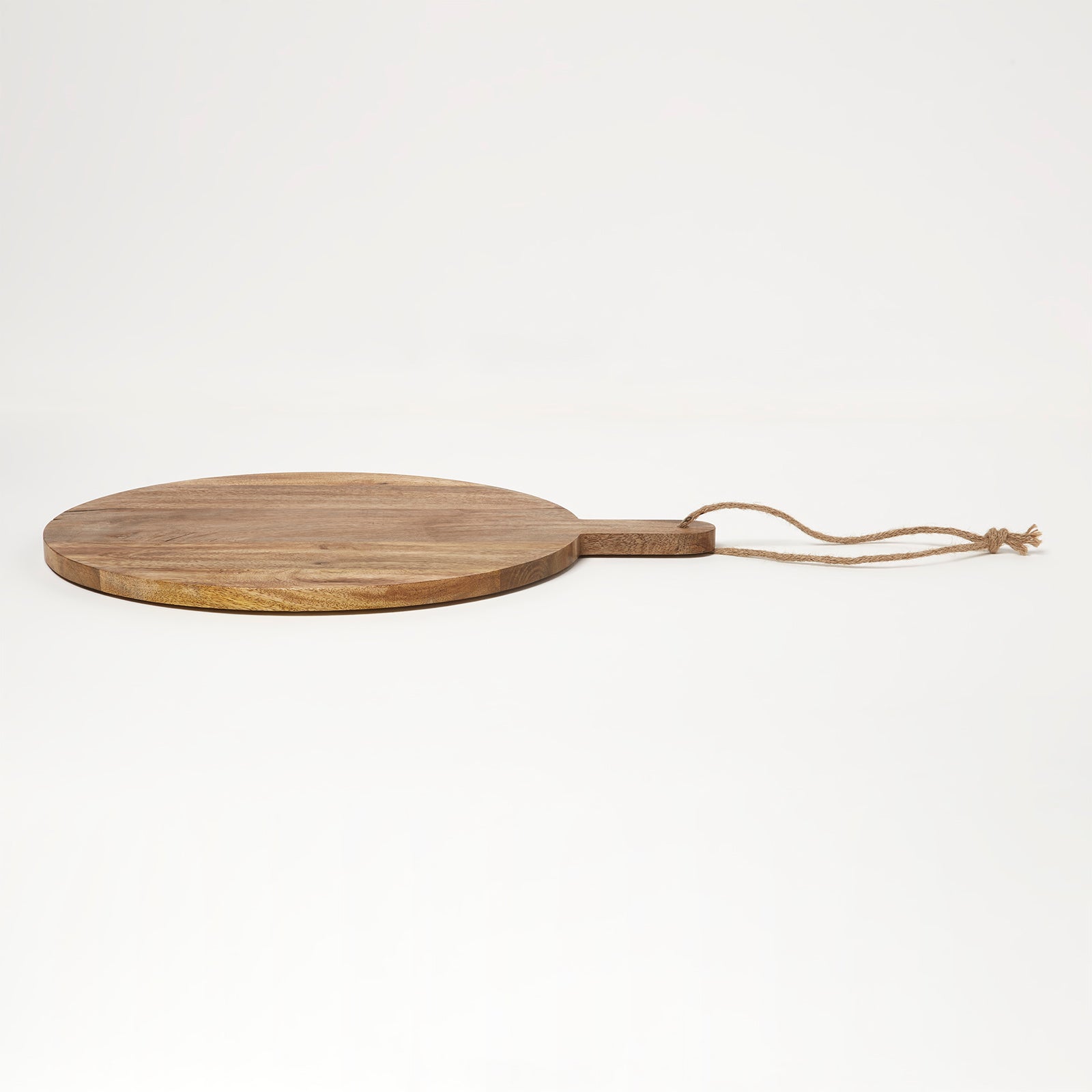 HOMESCAPES Round Mango Wood Chopping And Serving Board, 40 Cm