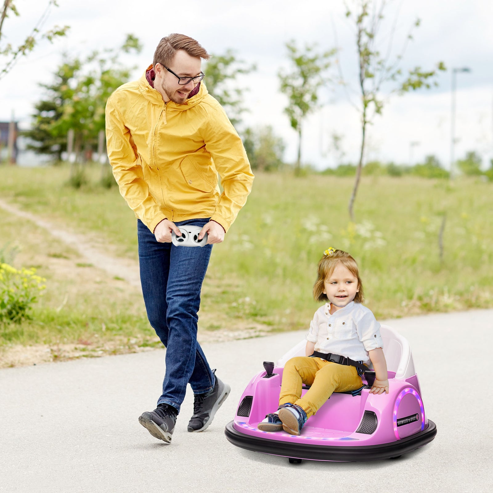 360° Rotation 12v Kids Bumper Car W/ Remote Control | Pink