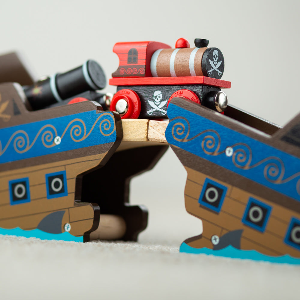 Wooden Pirate Train Engine & Carriages