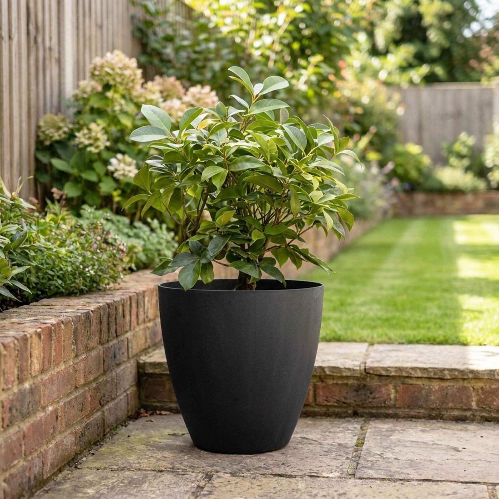 36cm Tall Round Plain Black Rubber Planters - Indoor Outdoor Planter | Set-of-1