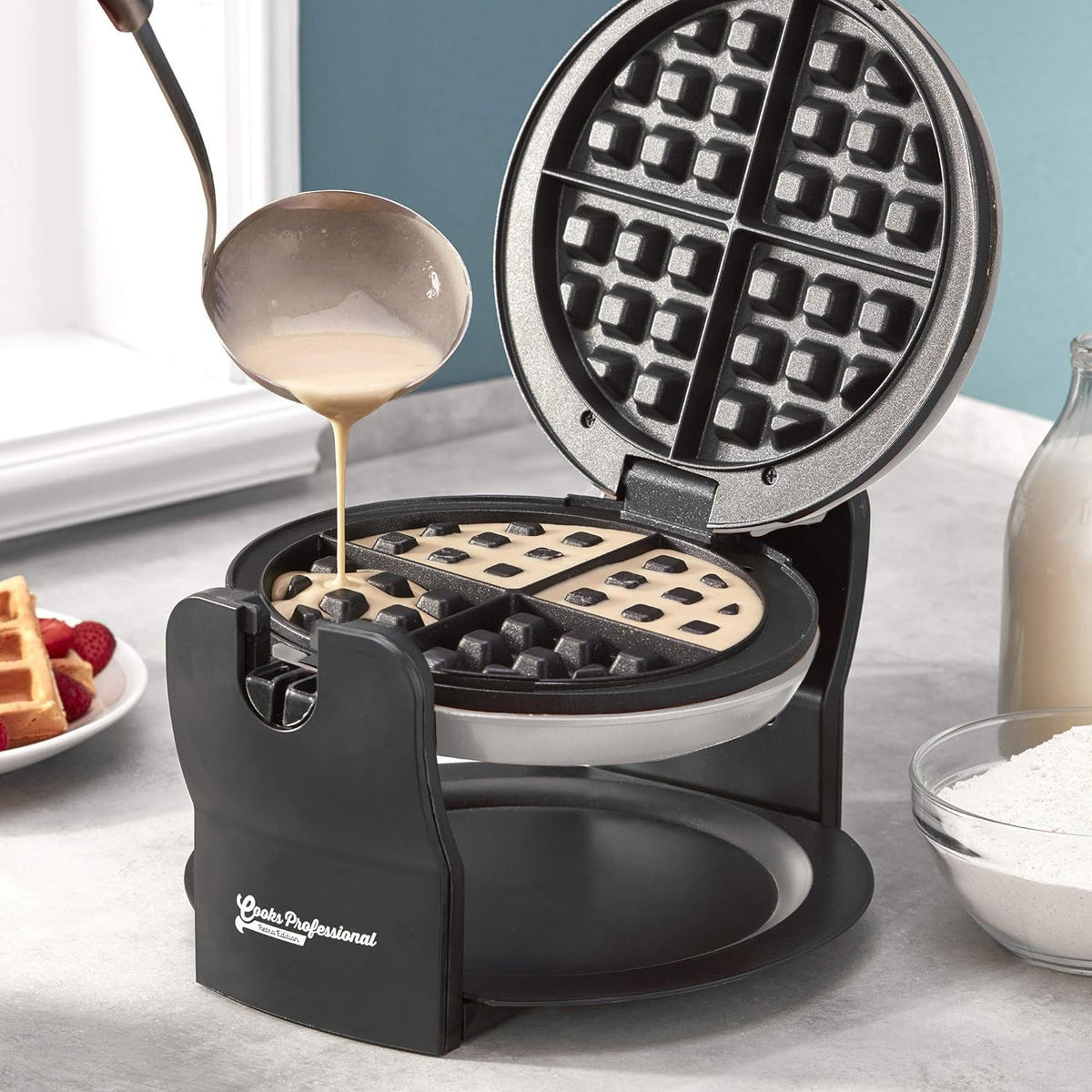 Rotary Waffle Maker | Silver