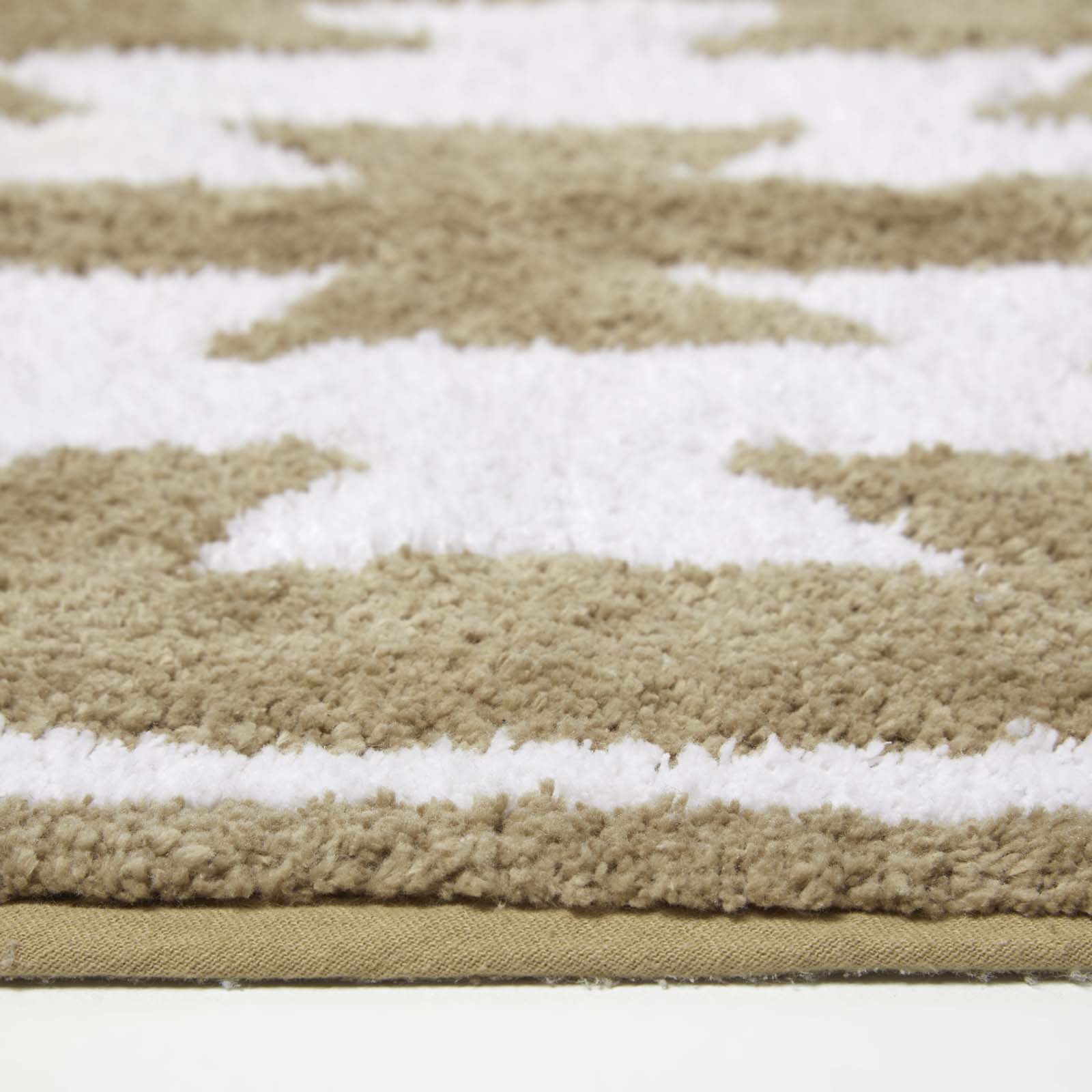 Natural And White Bath Mat 100% Cotton Aztec Design, 50 X 80 Cm