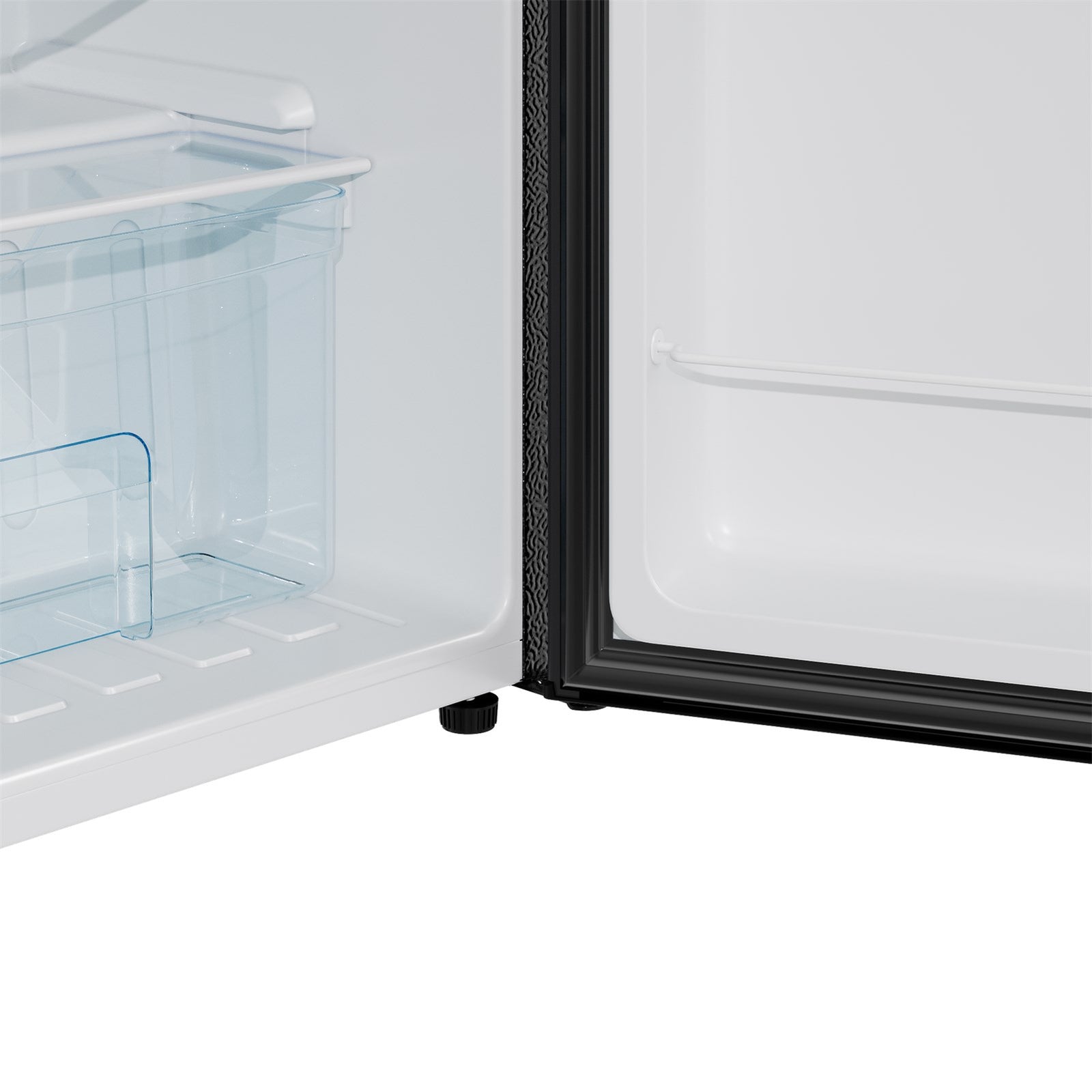 Single Door Fridge With 9l Freezer Compartment | 83l | Black