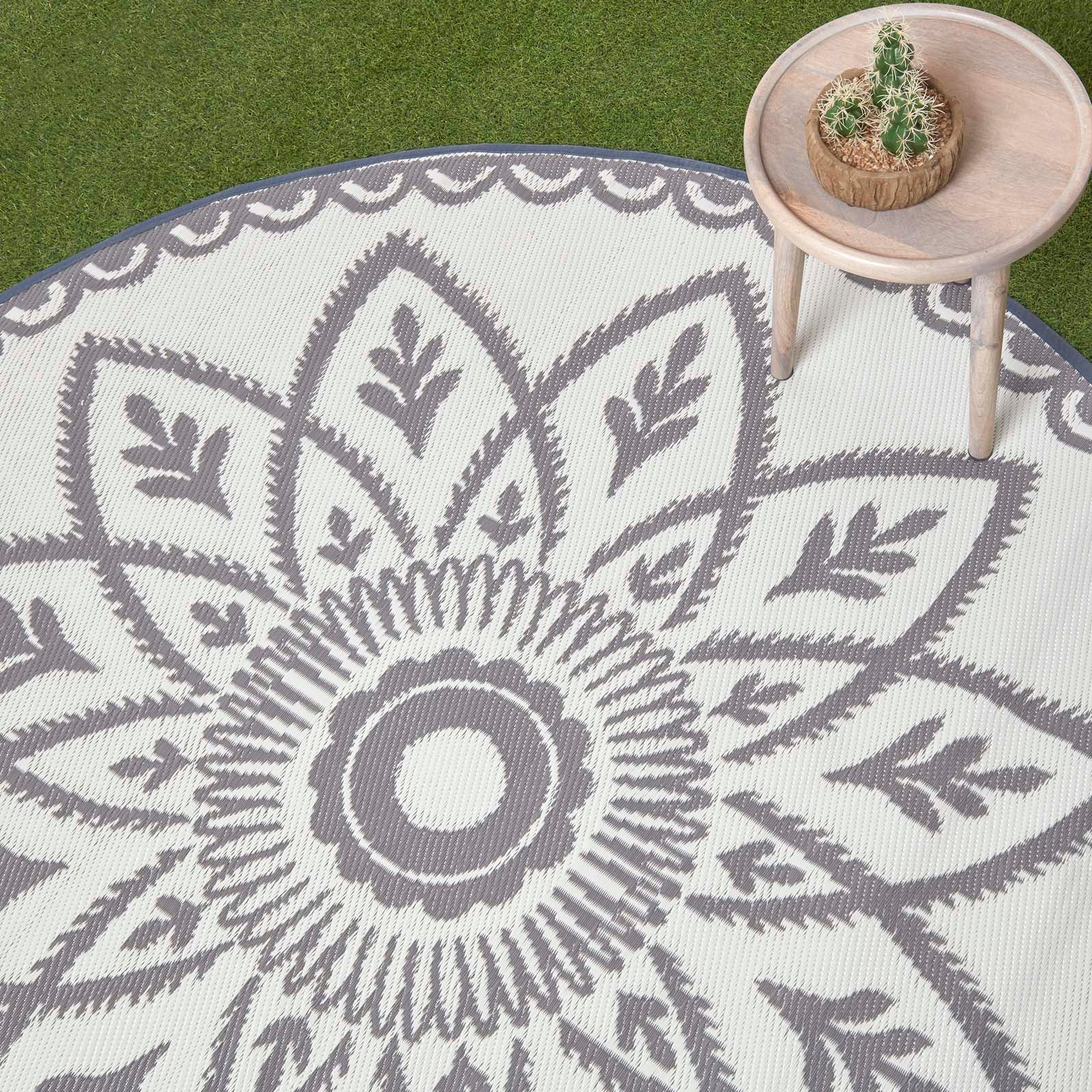 Luxury Outdoor Rug Waterproof Reversible Round For Garden Patio 100% Recycled, Grey Henna