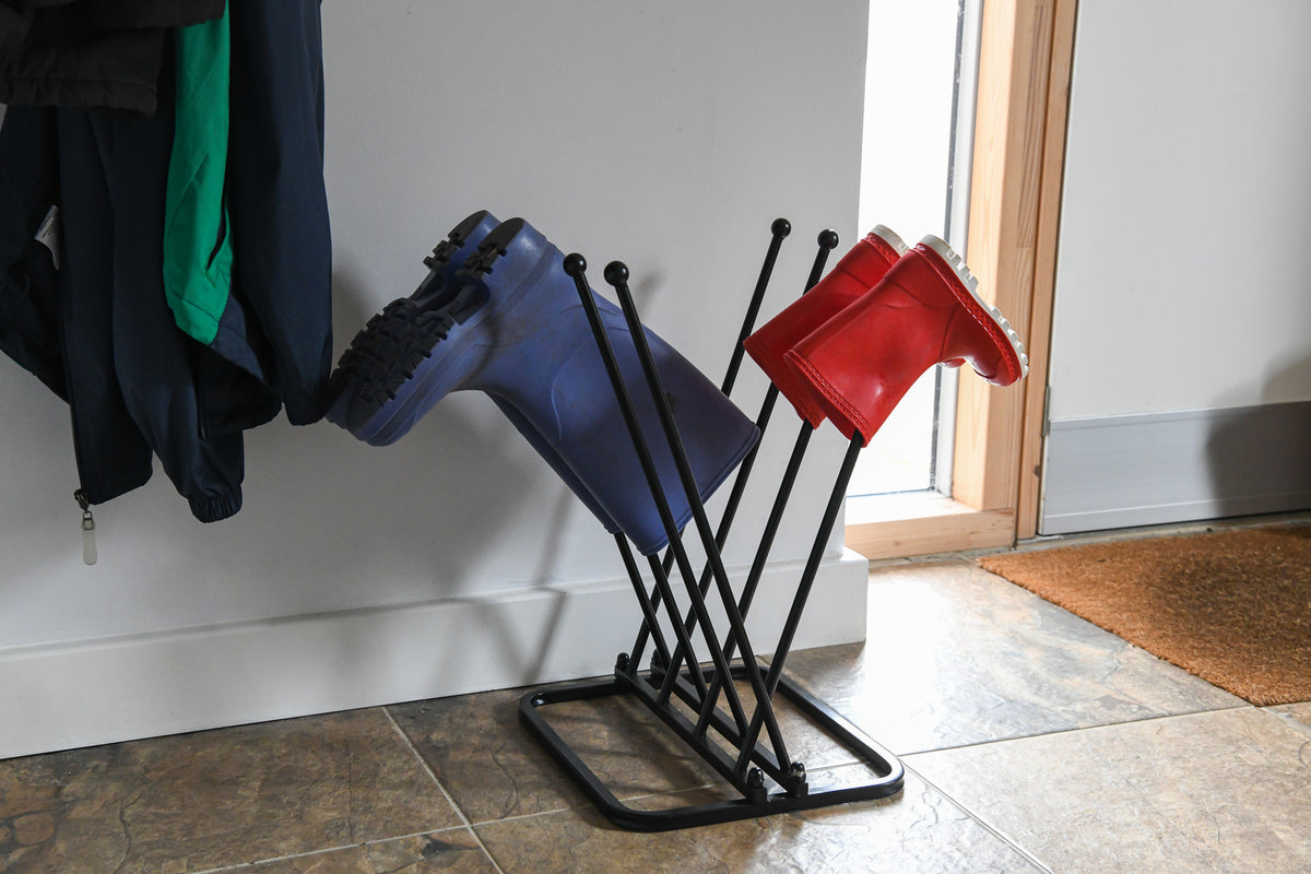 Metal Boot Stand