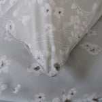 Petite Fleure 100% Cotton Duvet Cover Set – Floral Blossom Print Bedding With Piped Edges | Single | Grey