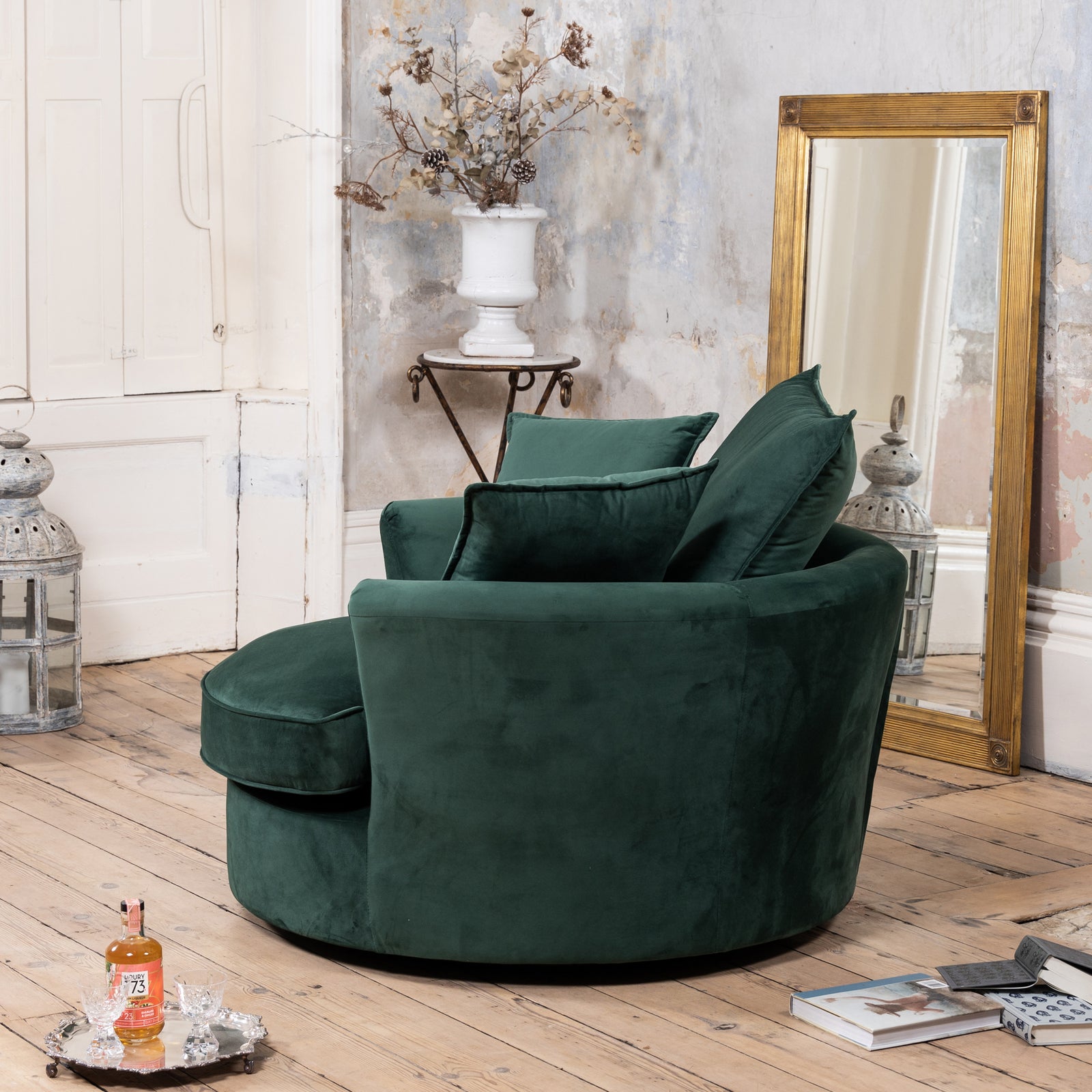 Havana Velvet Swivel Base Cuddle Chair | Green