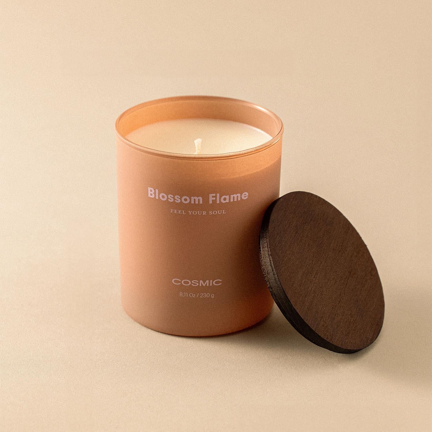 Scented Candle 50h Fruity Raspberry & Black Vanilla Essentials Collection