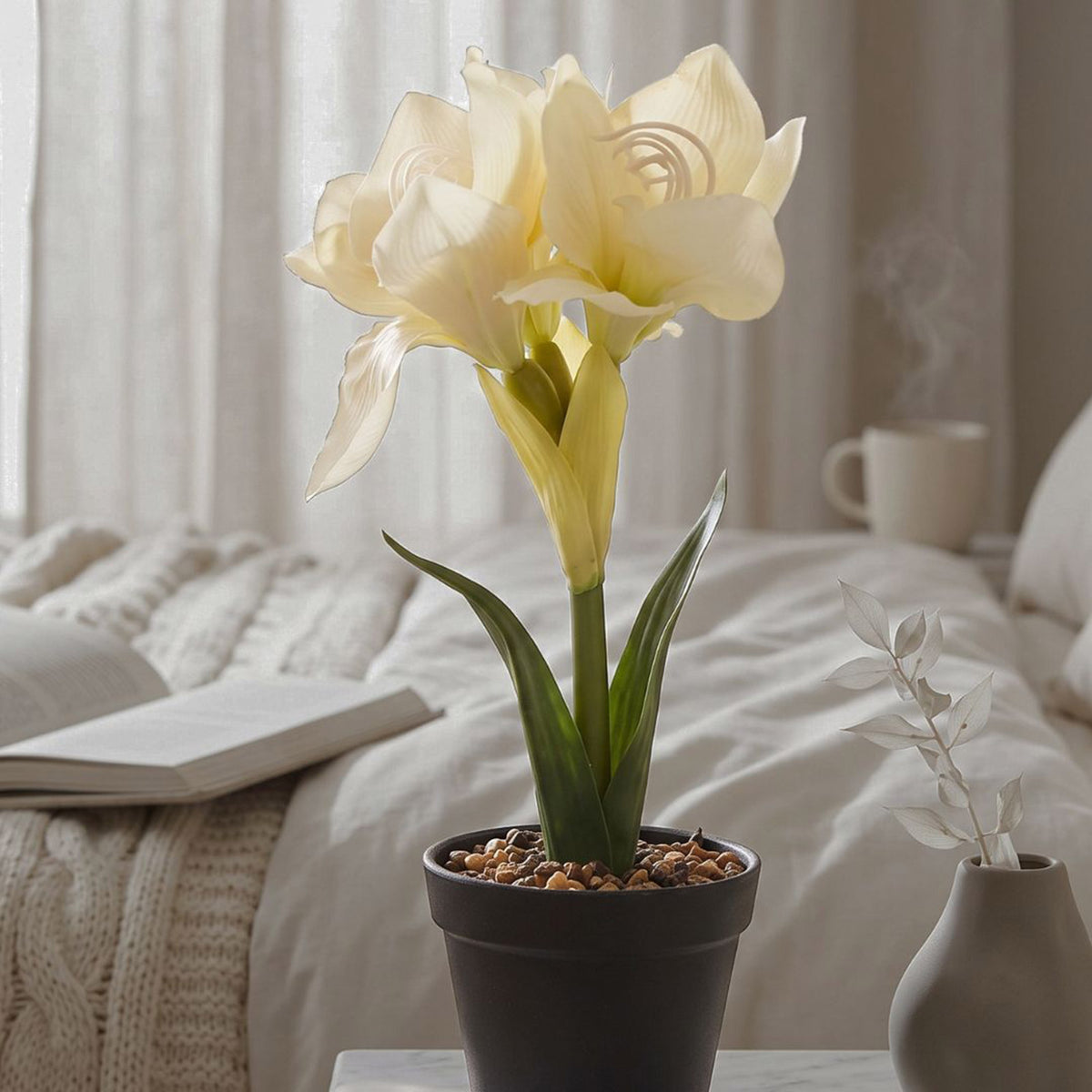 Faux Amaryllis In Pot, 36cm | Cream