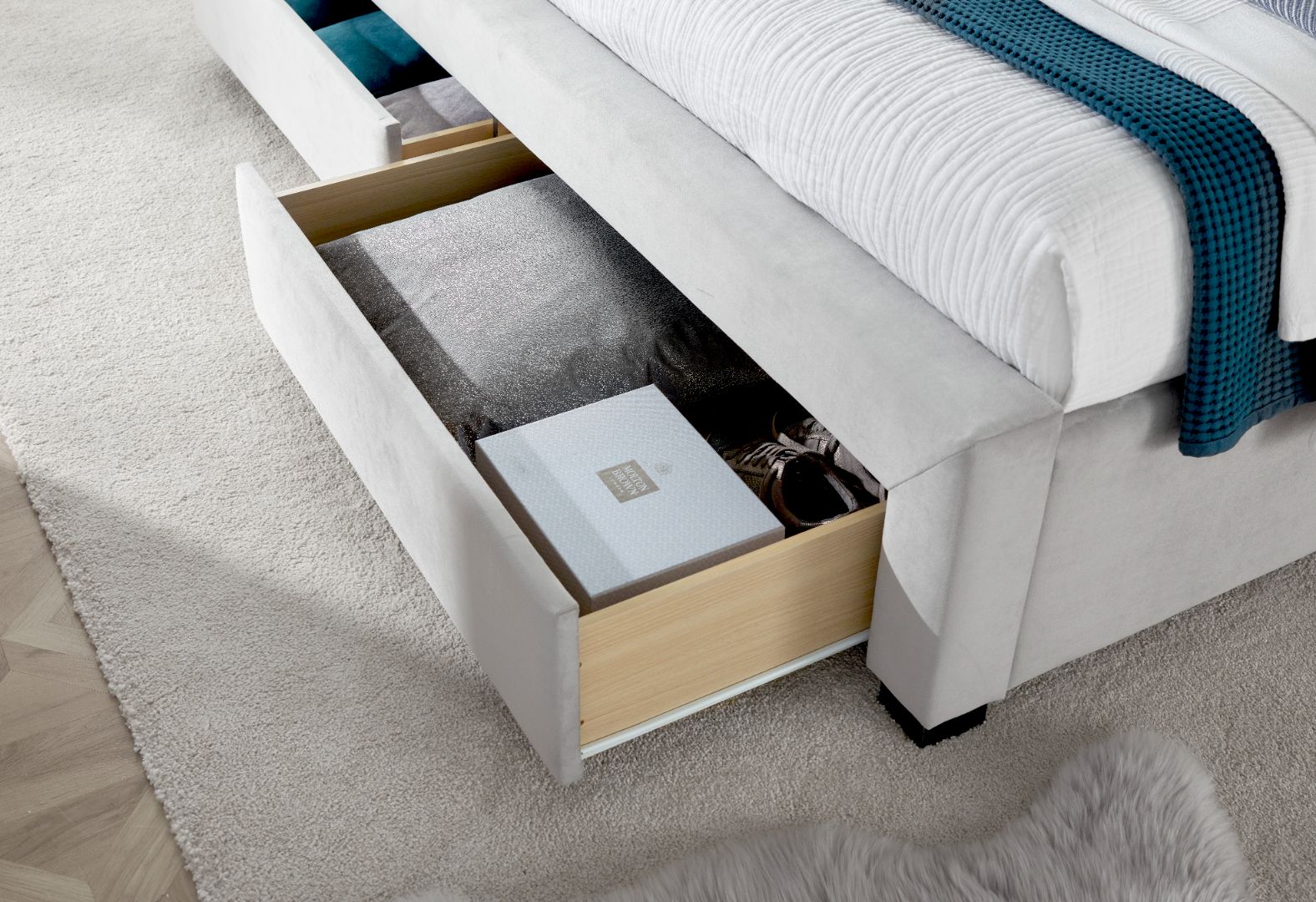 Newton Velvet 4 Drawer Storage Bed | King | Grey