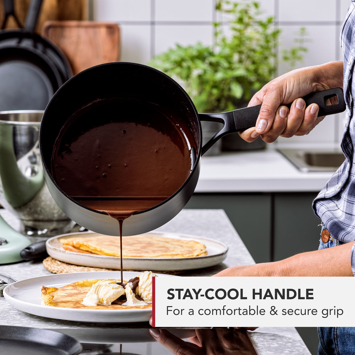 Forged Aluminium Saucepan, Pfas-free Non-stick | 16cm | Black
