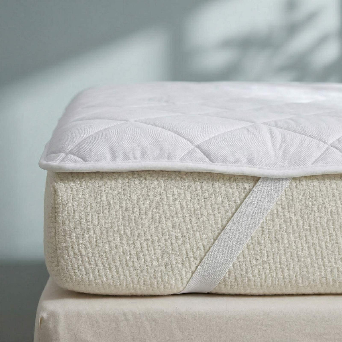 Advanced Cooling Mattress Topper | Super King | White