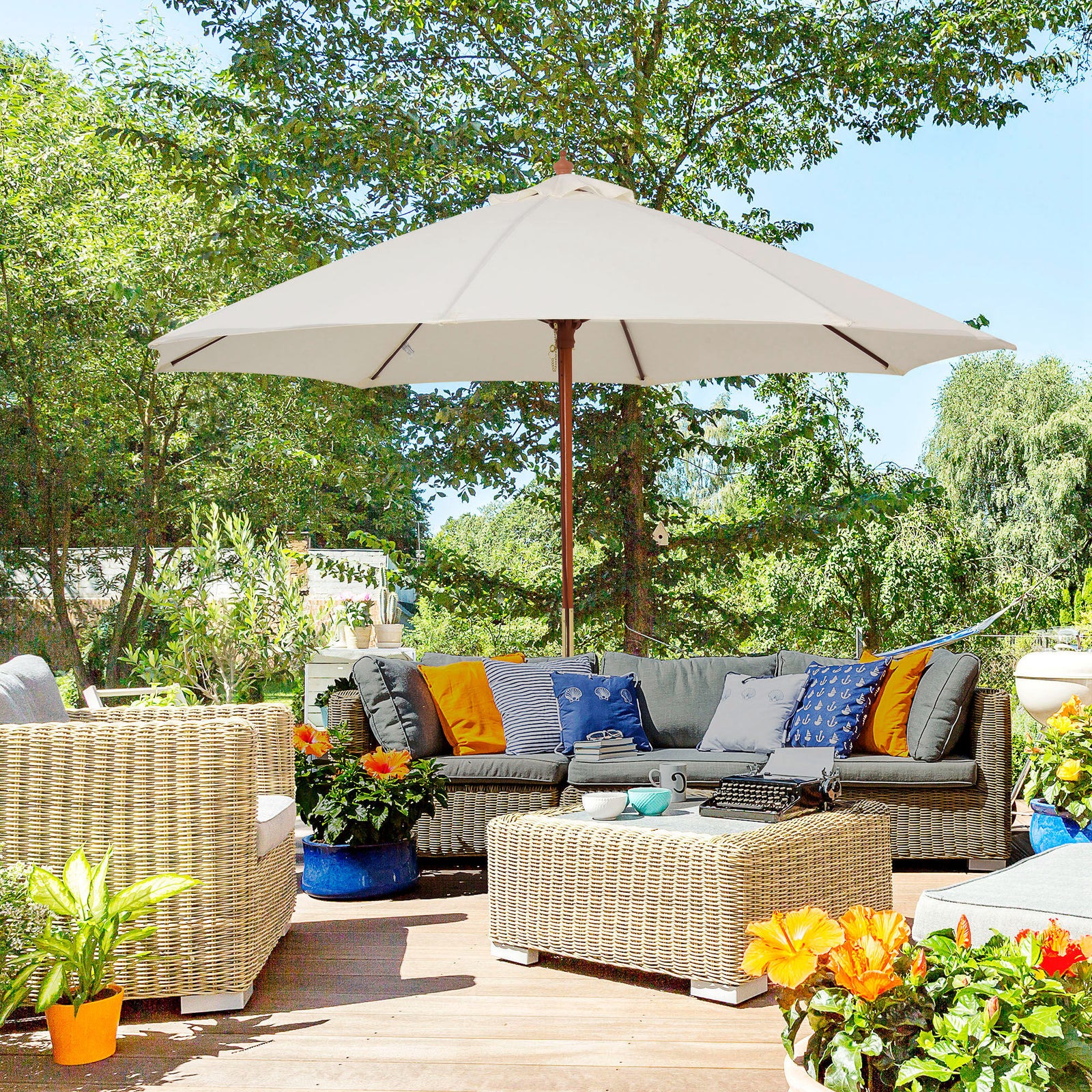2.5m Wooden Garden Parasol Sun Shade | White