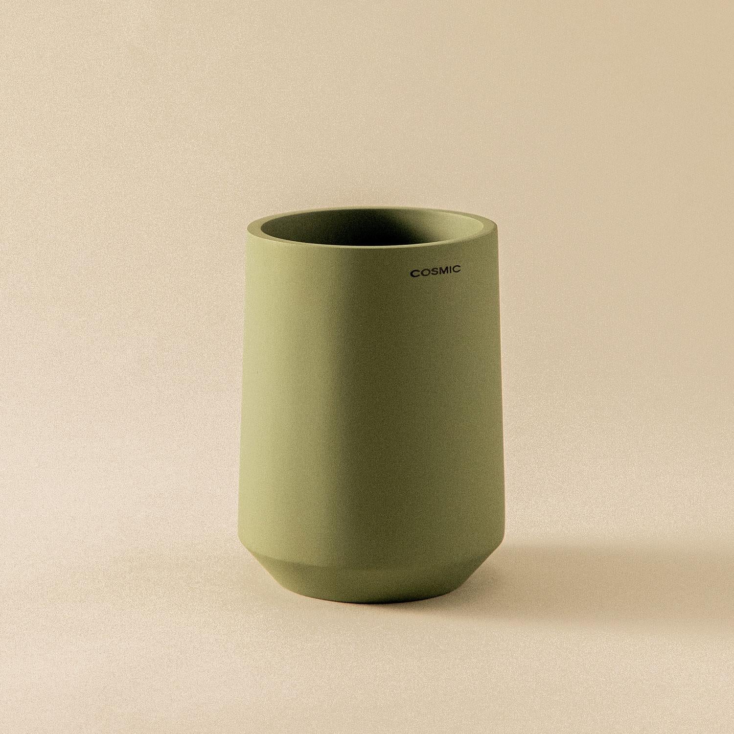 Toothbrush Holder, Big Capacity, Durable, Polyresin, Sage Green, Saona