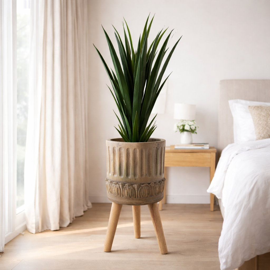 Ridged Composite Planter With Stand