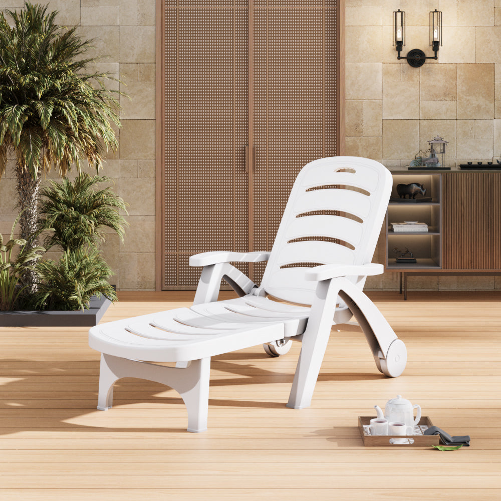 Living and Home Outdoor Plastic Foldable Garden Poolside Lounger Recliner With Wheels