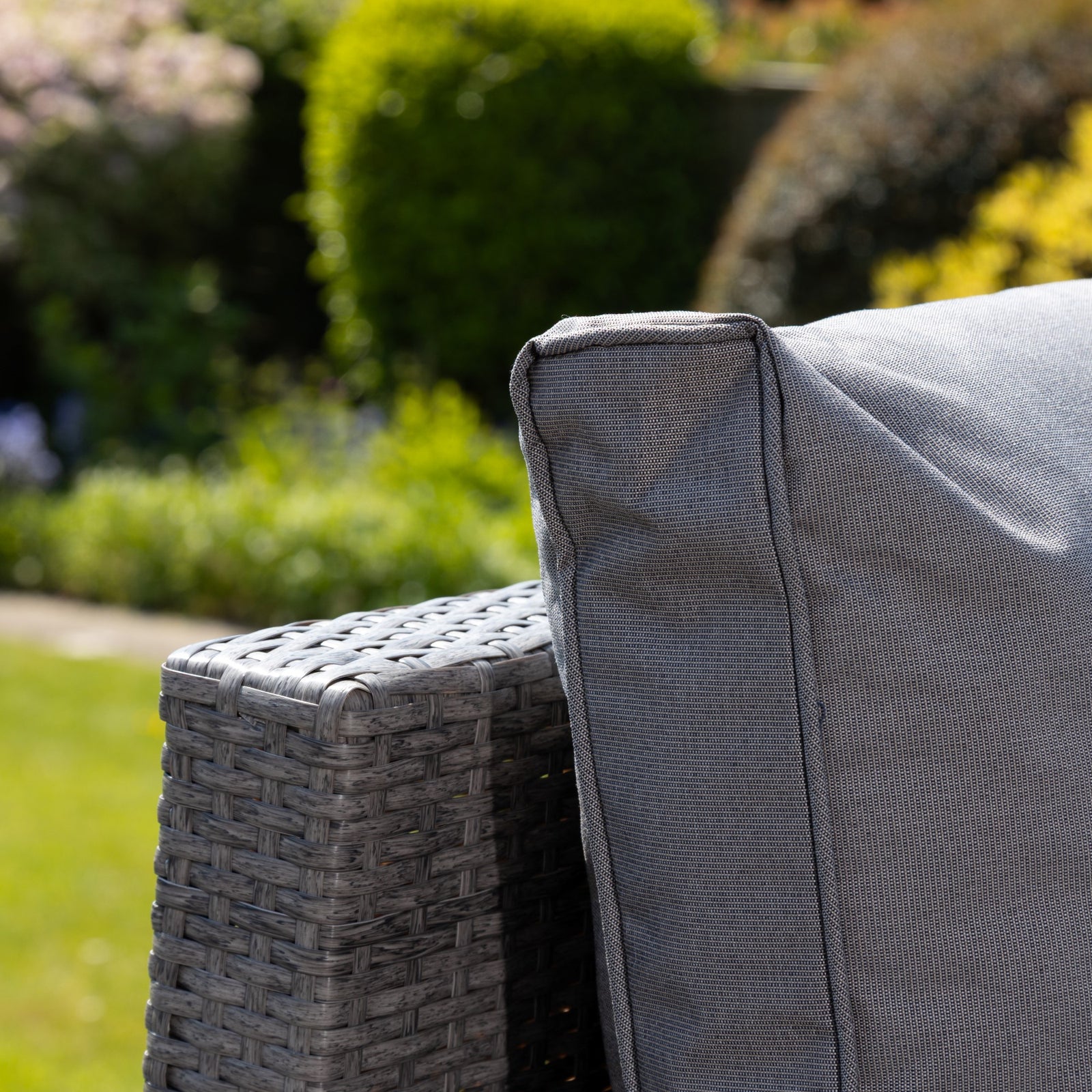 Della Grey Sectional Rattan Corner Sofa + Stool | One Size | Light Grey