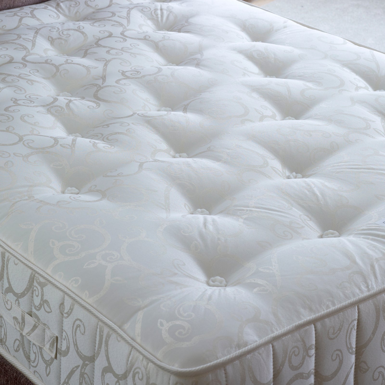 Serene 1000 Pocket Sprung Mattress | Super King | White