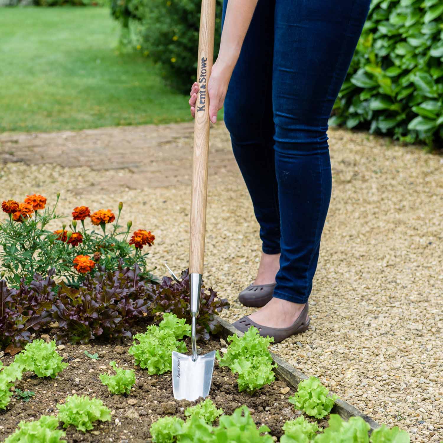 Stainless Steel Long-handled Trowel With Ash Handle