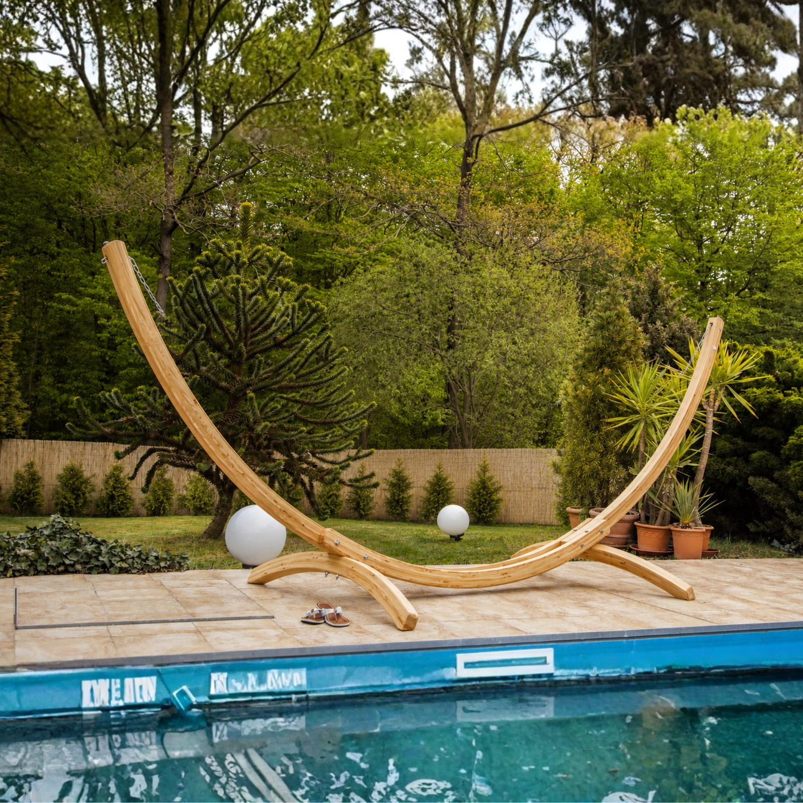 Troja Extra Large Outdoor Wooden Hammock Stand (XL)