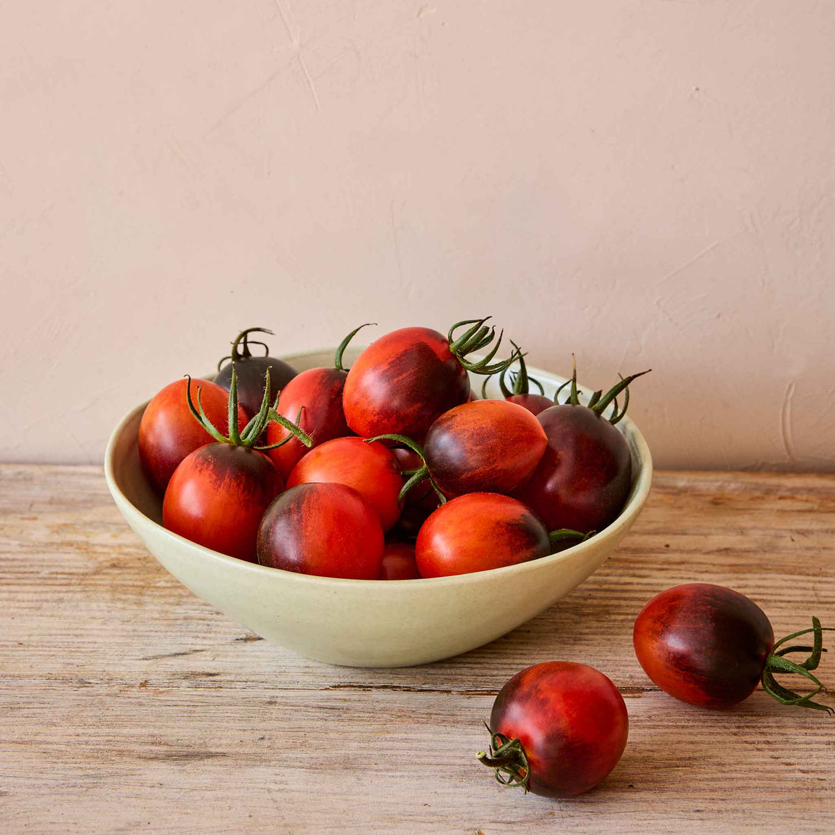 Cordon Tomato 'black Moon' Dark-skinned Plum 9cm Plants | Set of 6