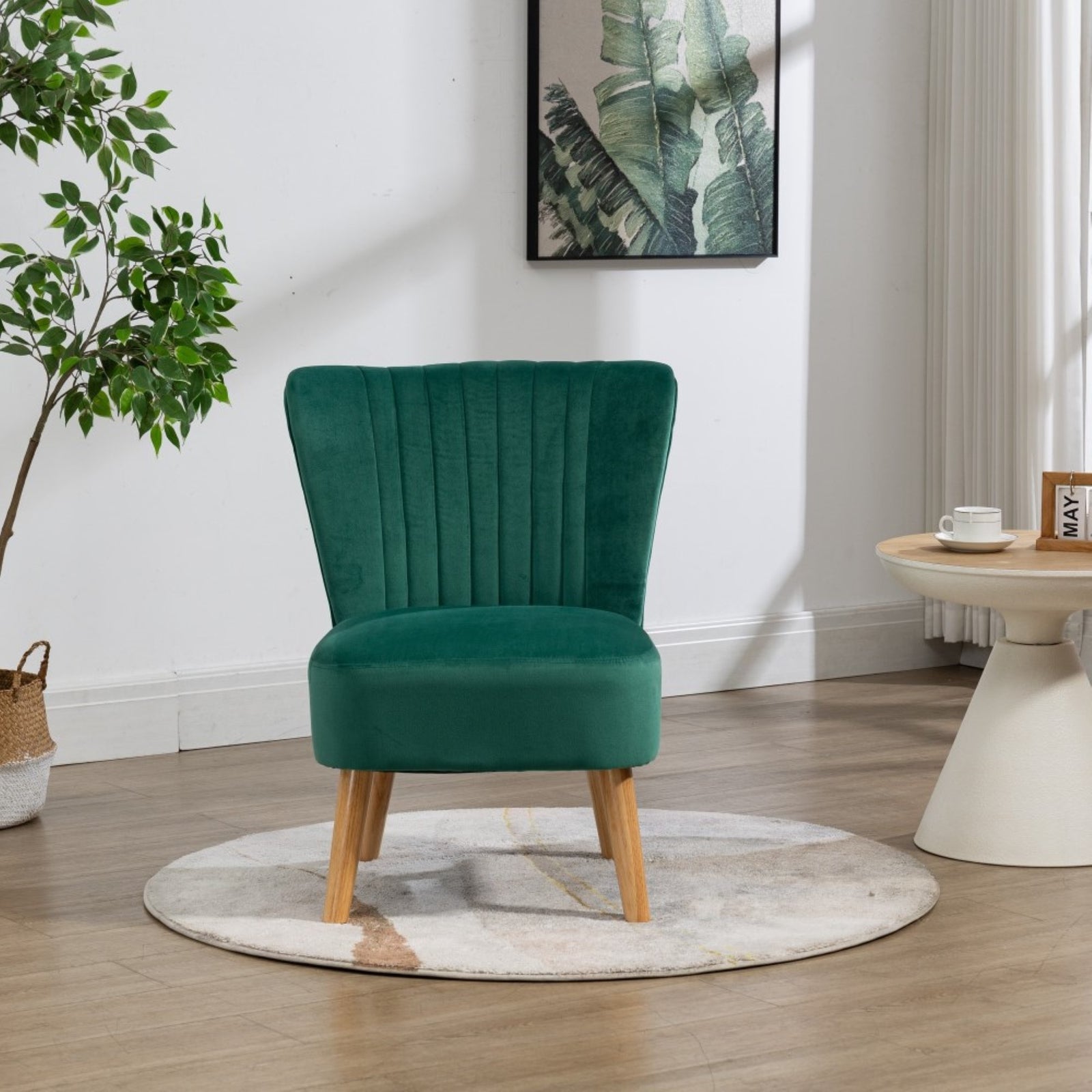 Arezza Velvet Accent Chair | Green