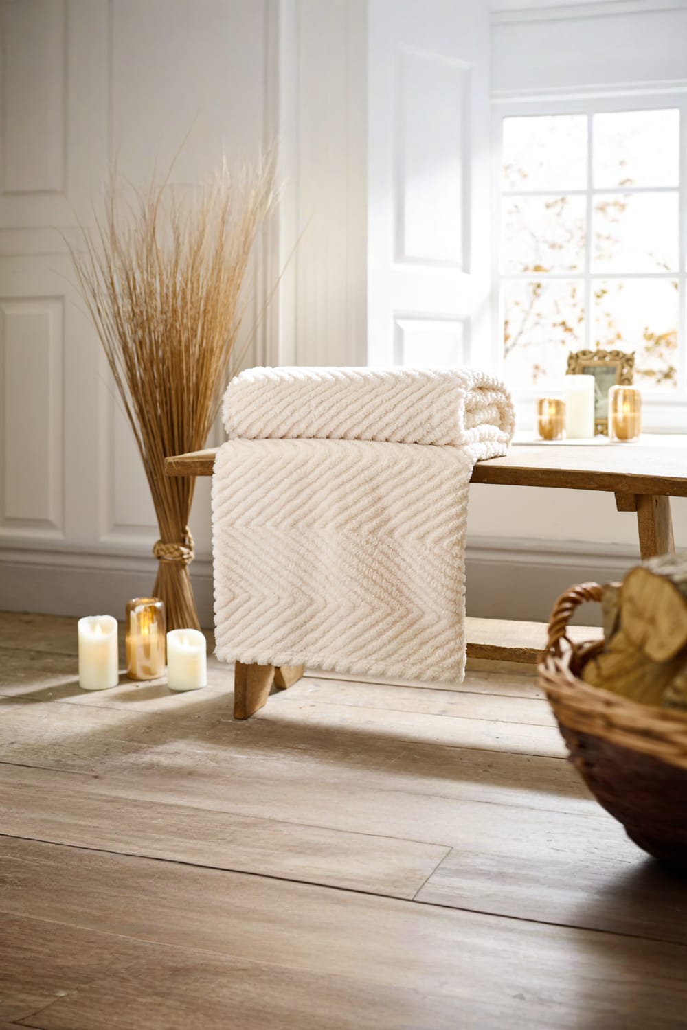 Hemsworth Chevron Soft Touch Throw 130x170cm – Super Cosy Decorative Blanket | 130cm x 170cm | Cream