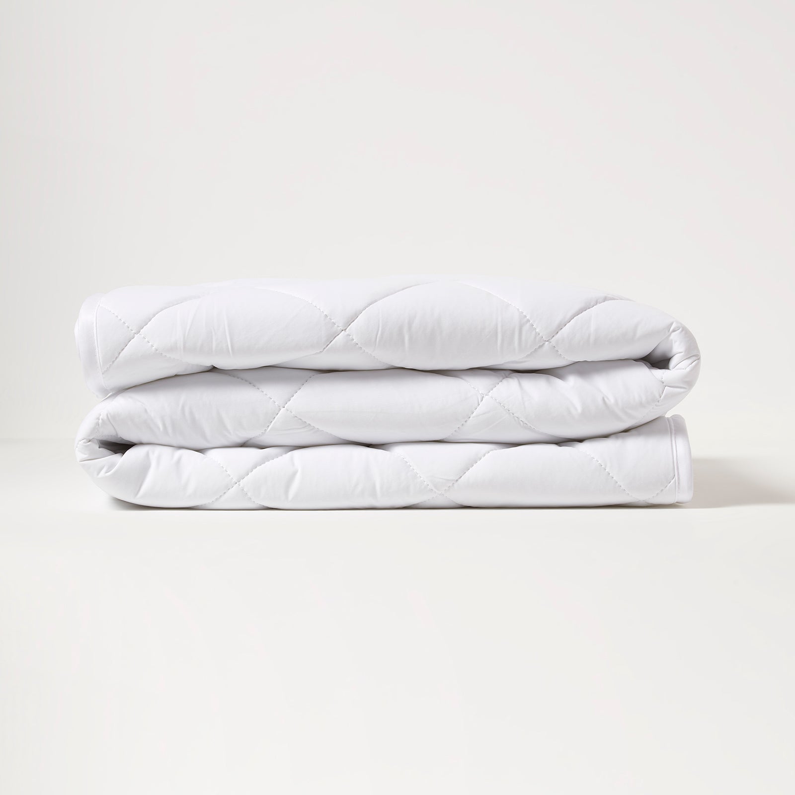Advanced Cooling Mattress Topper | Cot | White