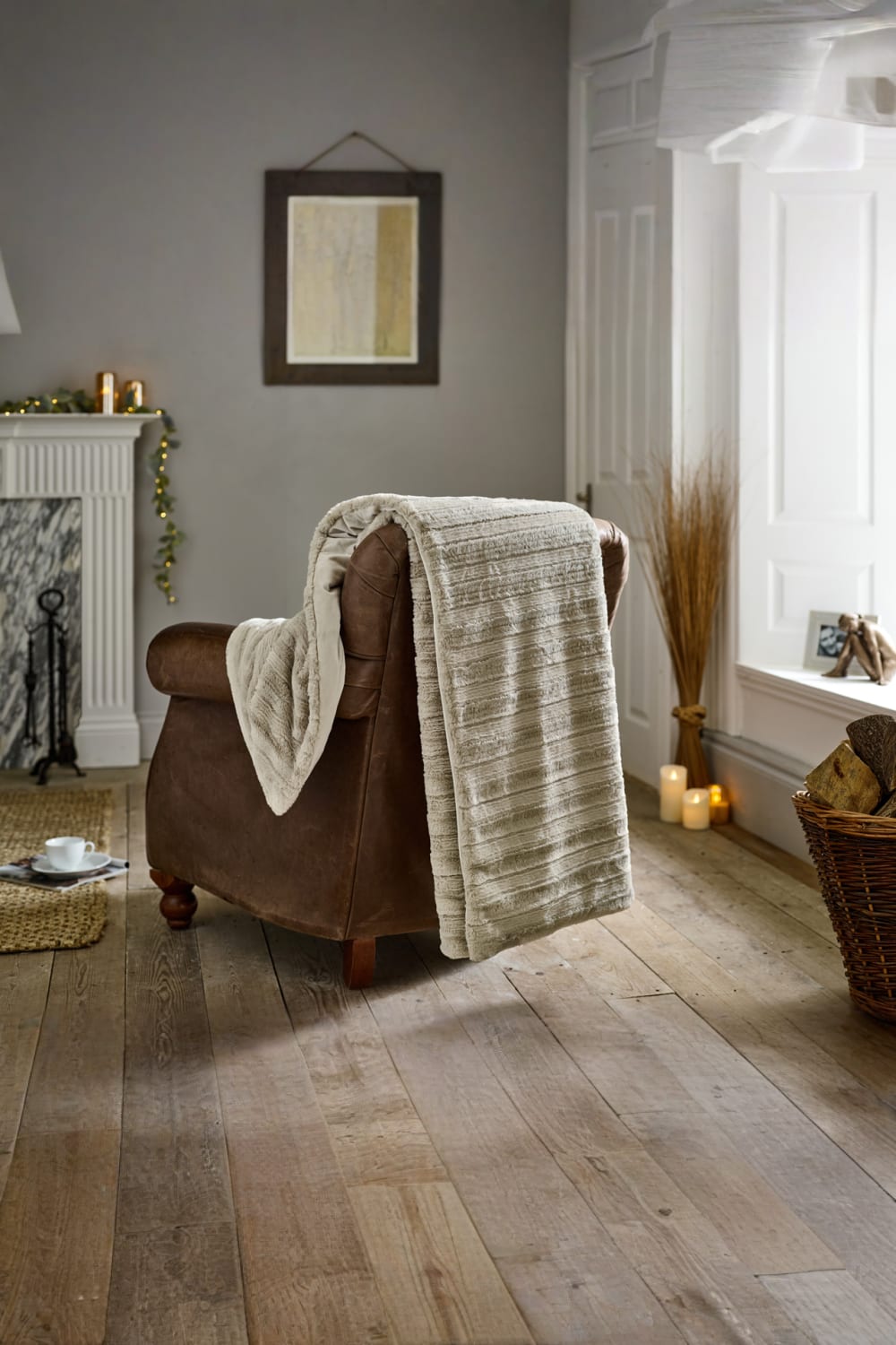 Chatsworth Faux Fur Luxury Throw 130x170cm – Ultra Soft & Stylish Blanket | 130cm x 170cm | Fawn