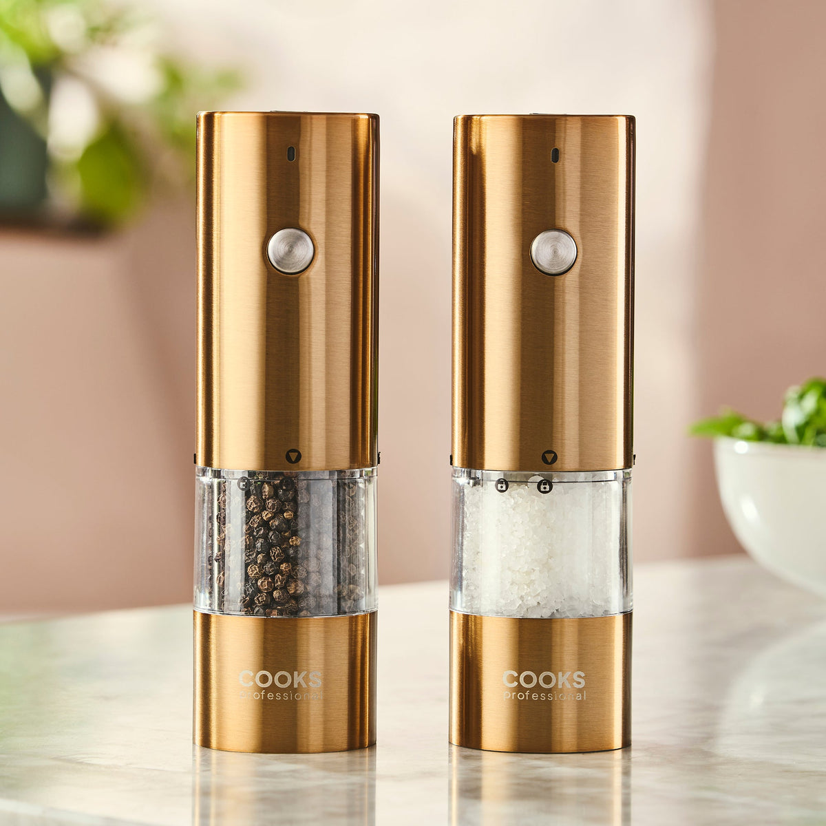Cooks Professional Rechargeable Salt And Pepper Mill Set With Base