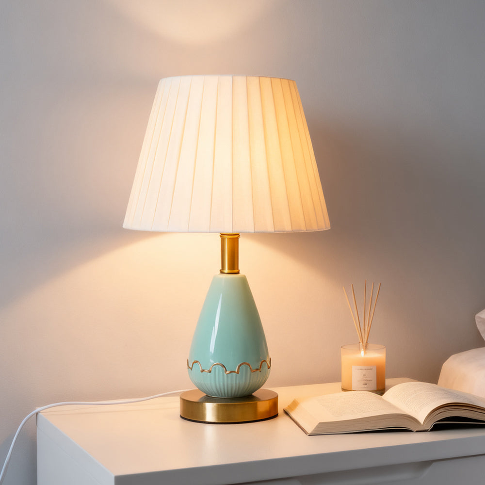 Ceramic & Iron Table Lamp With 5w Bulb