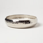 HOMESCAPES Silver Hammered Vanilla Scented Candle - 15 Cm