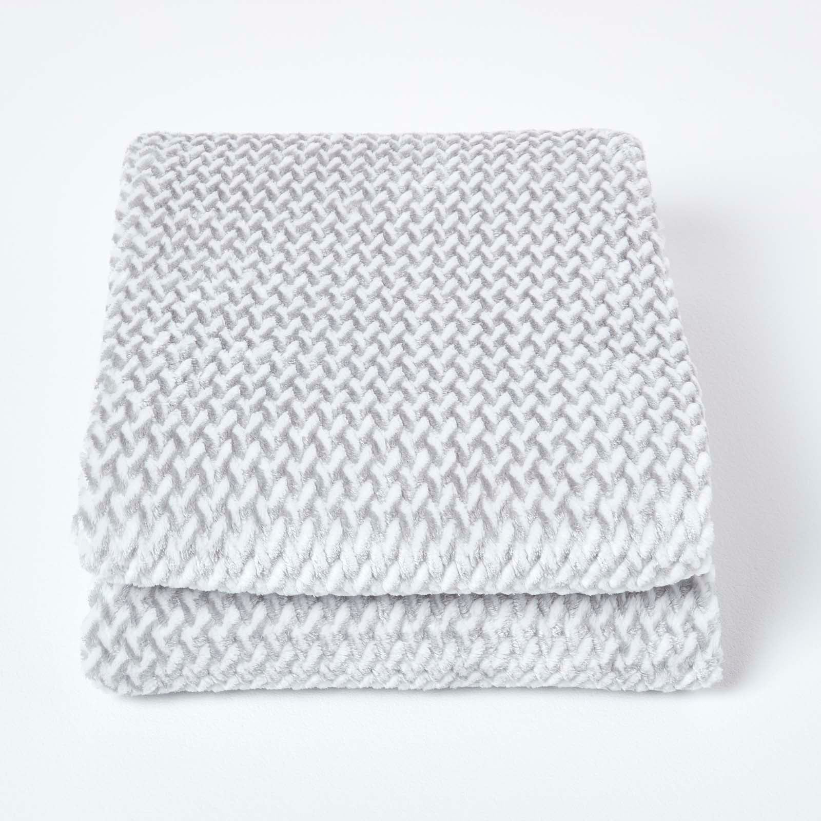 Mora Faux Fur Velvet Throw | 130cm x 160cm | Grey