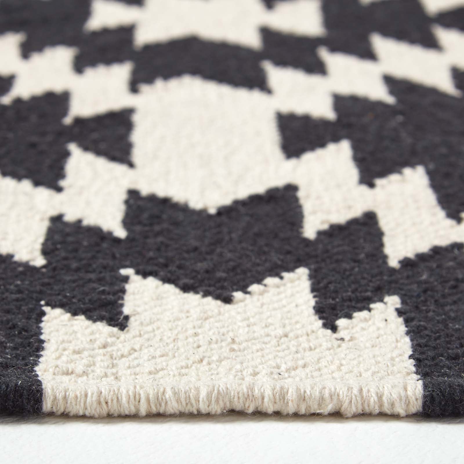 Zurich Handwoven Black And White Cotton Geometric Kilim Rug | 200cm | Black & White