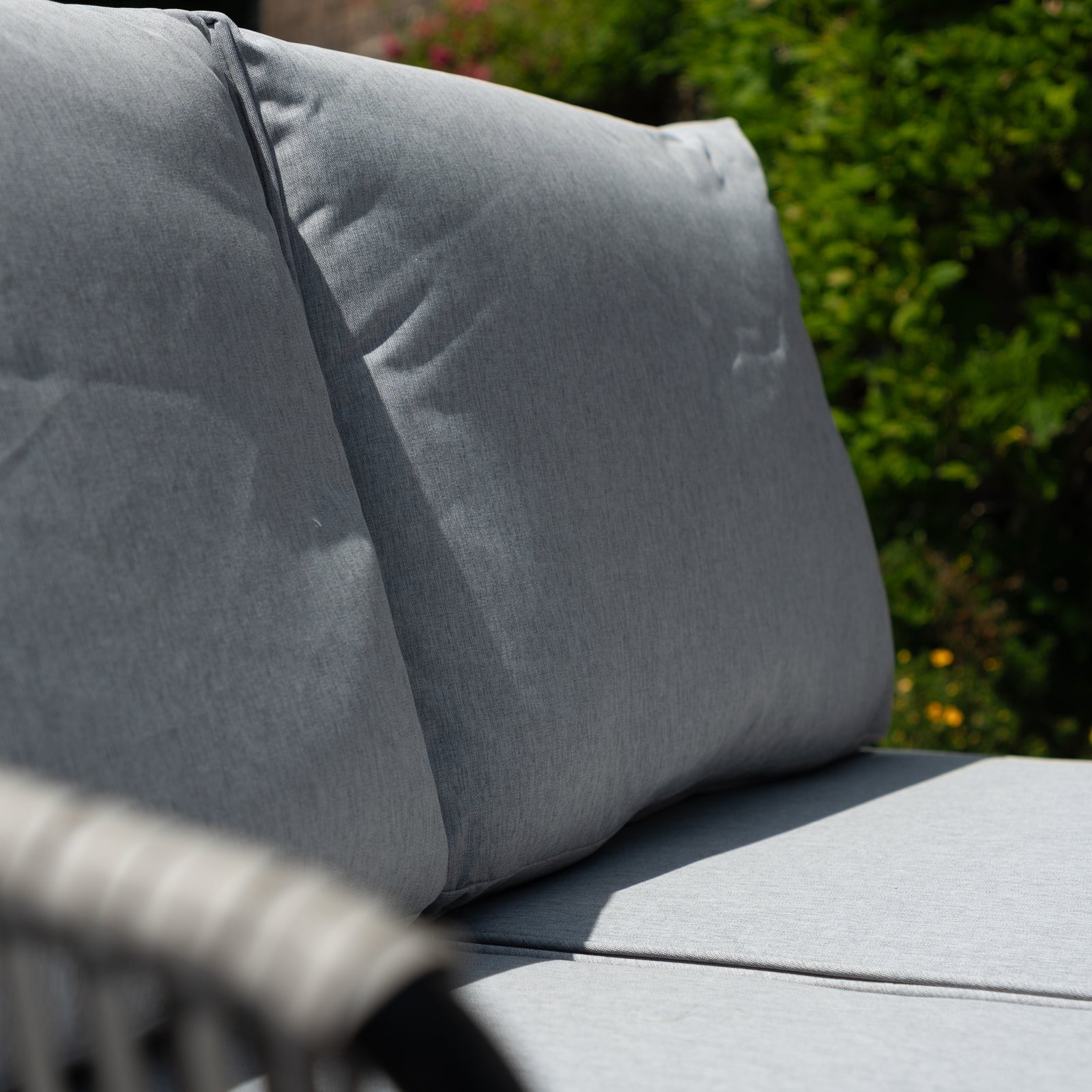 Sartene Outdoor Dining Set | One Size | Light Grey