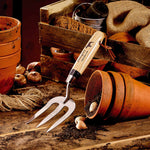 Pedigree V&a Stainless Steel Hand Fork With Fsc Ash Handle Gift Box | Set of 1 | Brown