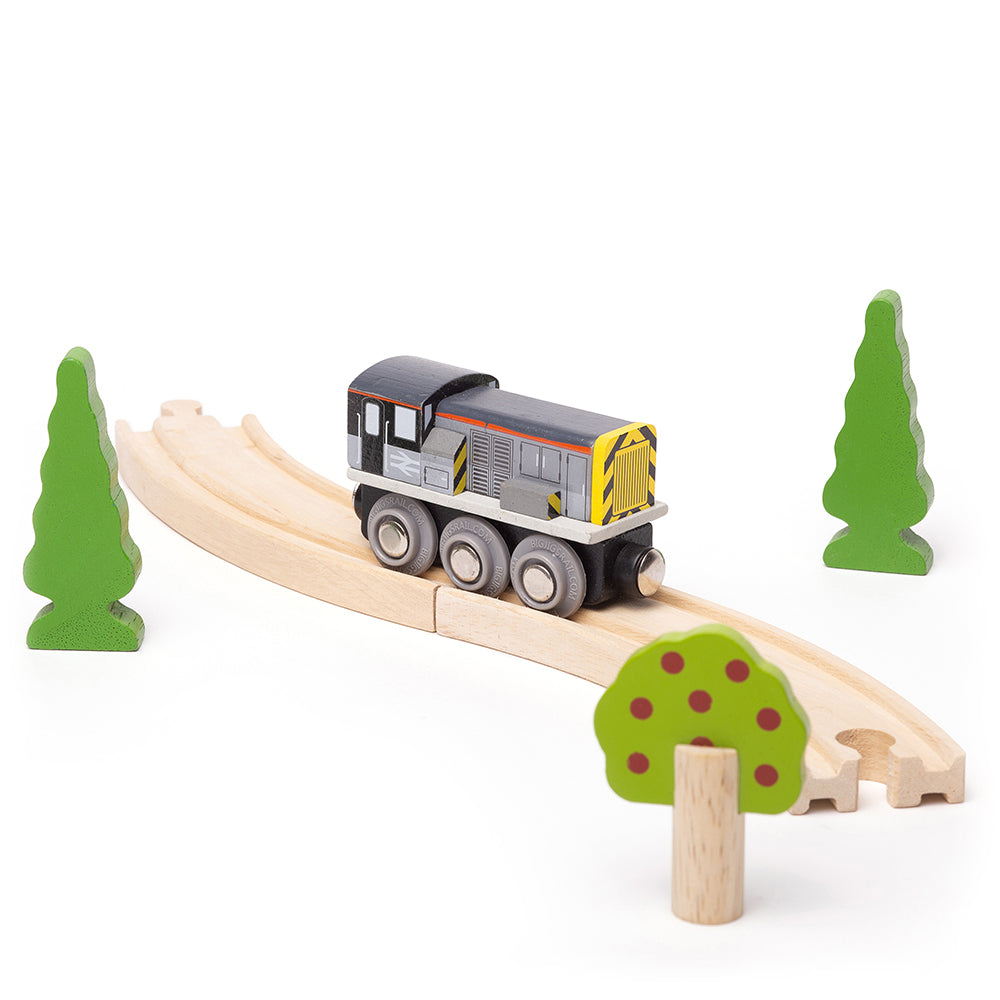 Wooden Class 8 Diesel Shunter Train Engine
