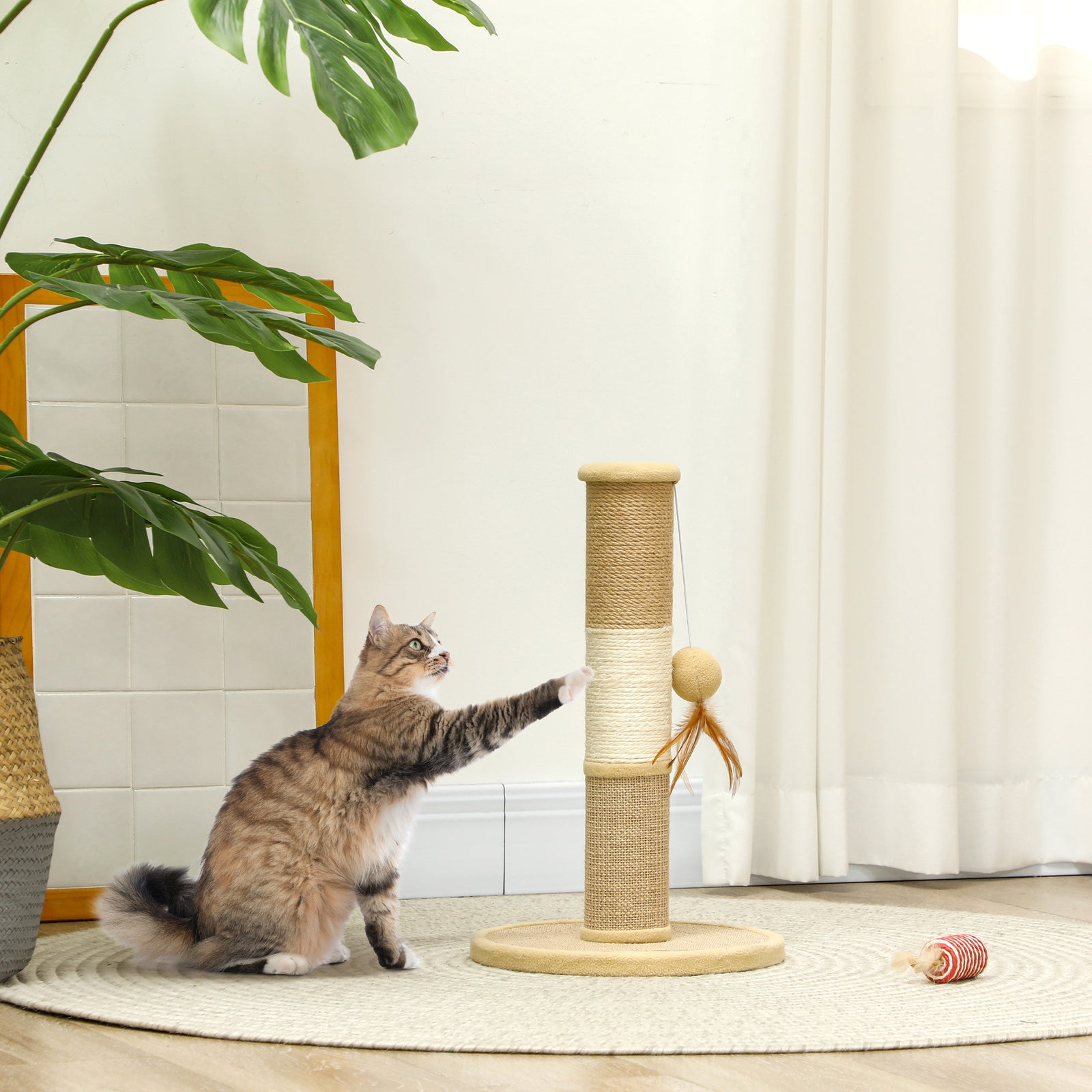 47cm Tall Cat Scratching Post For Indoor Cats, With Sisal Rope, Brown