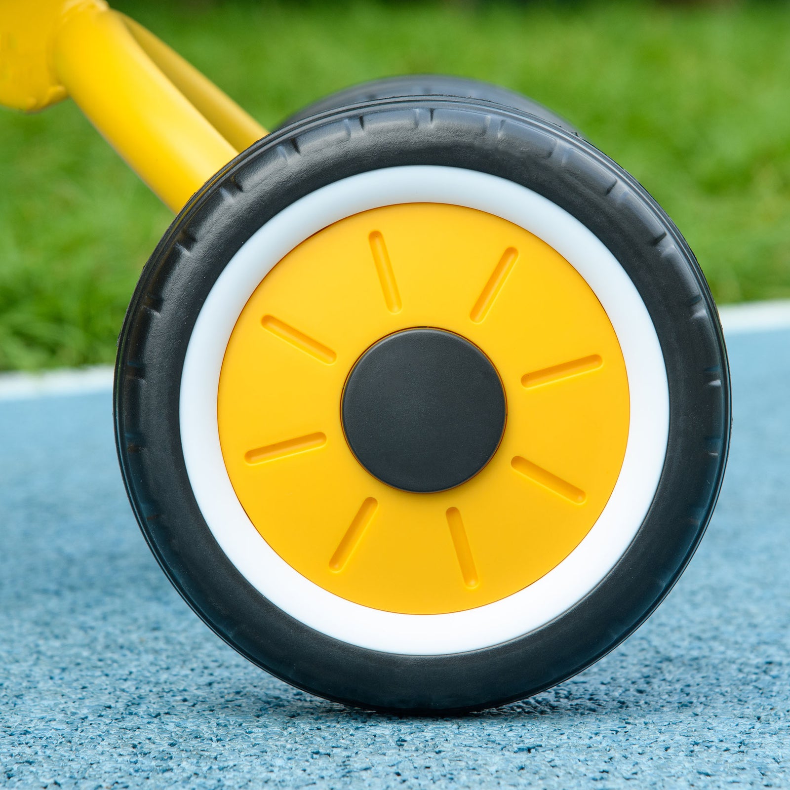 Trike W/ Adjustable Seat Basket, Kids Tricycle For 2-5 Years Old | Yellow