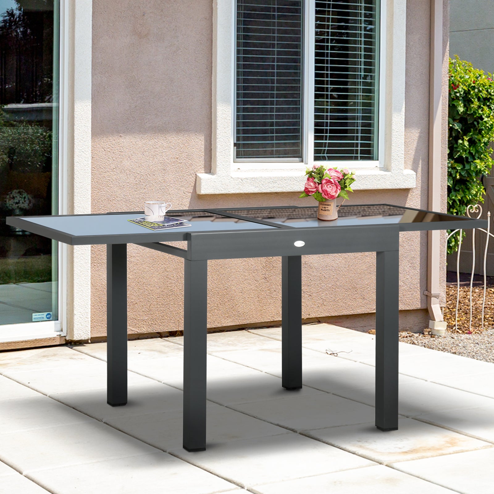 Extendable Garden Dining Table With Tempered Glass Top