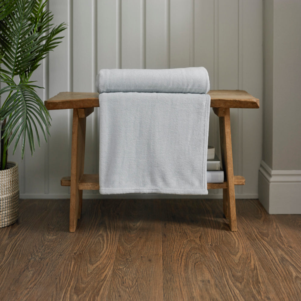 Snuggle Touch Microfibre Supersoft Fleece Throw | 140cm x 180cm | Silver