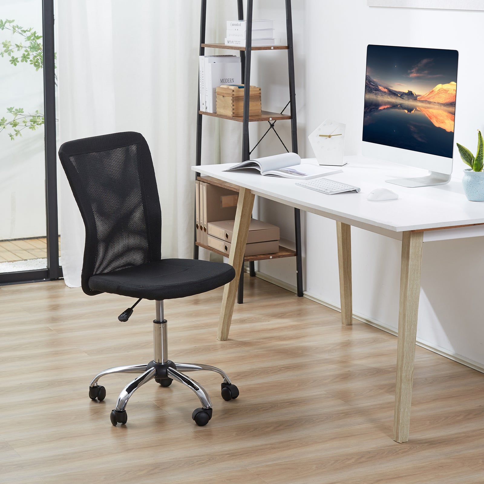 Armless Mesh Office Chair 5 Wheels | Black