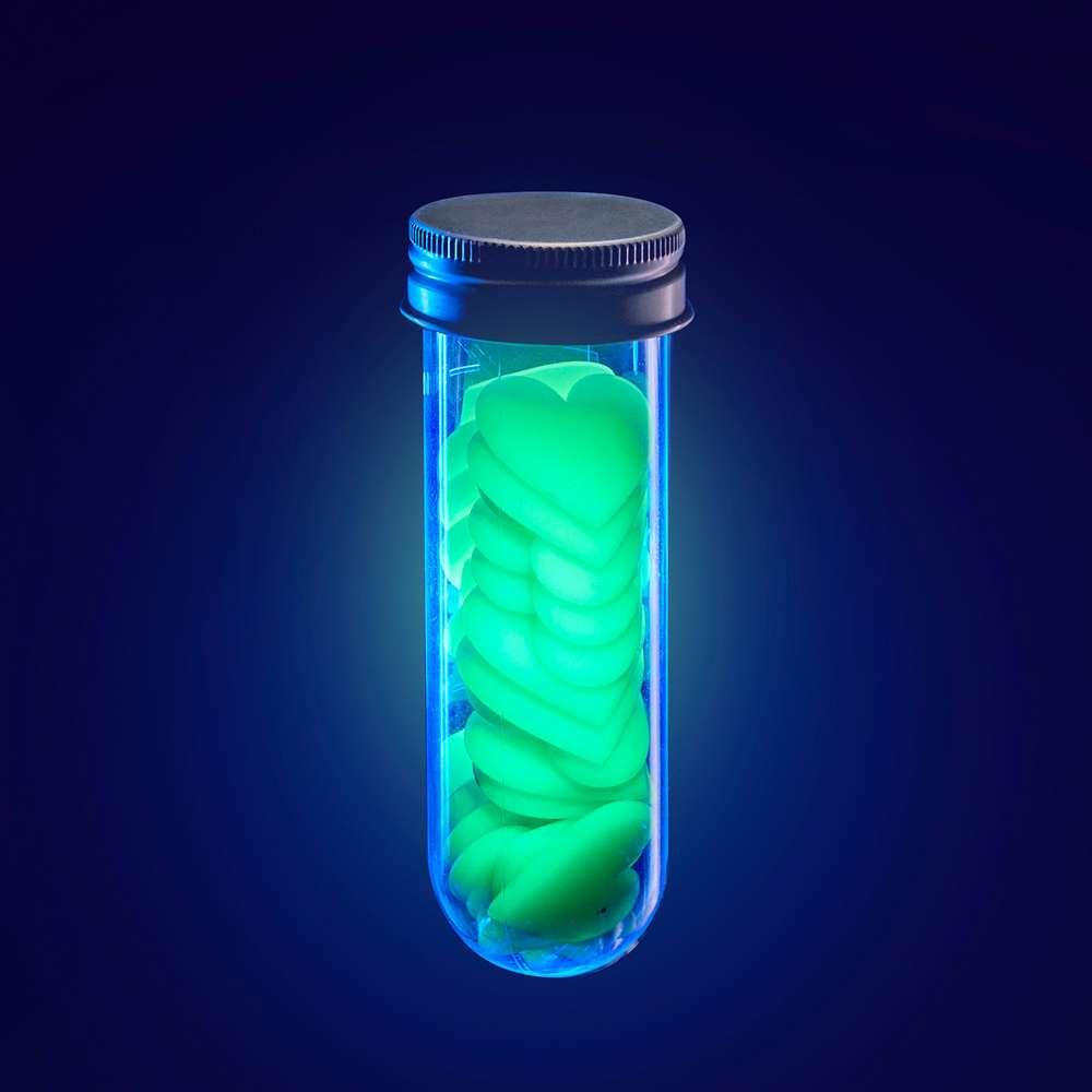 Wish Lab - Glow-in-the-dark Hearts