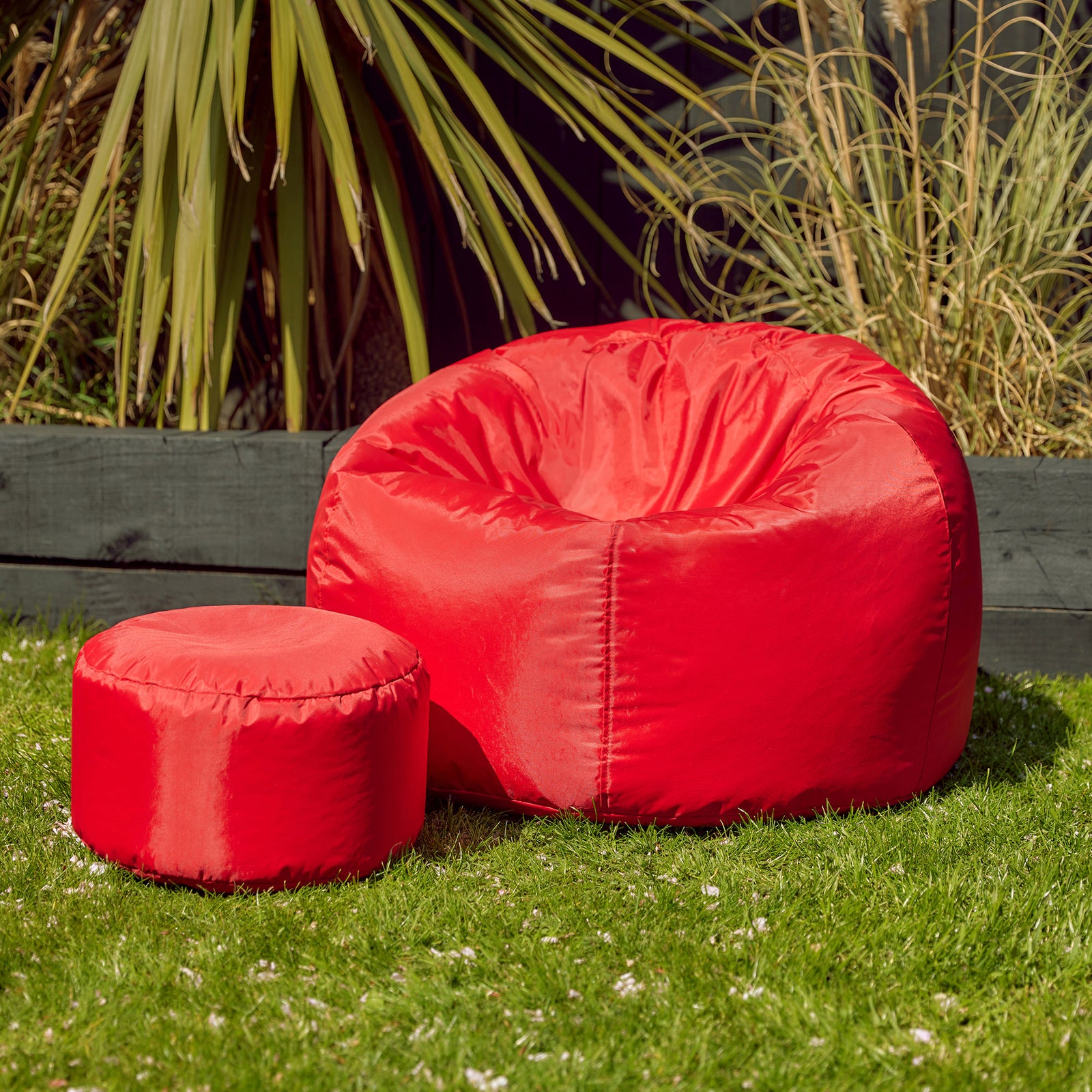 Classic Indoor Outdoor Bean Bag & Pouffe Chair | Red