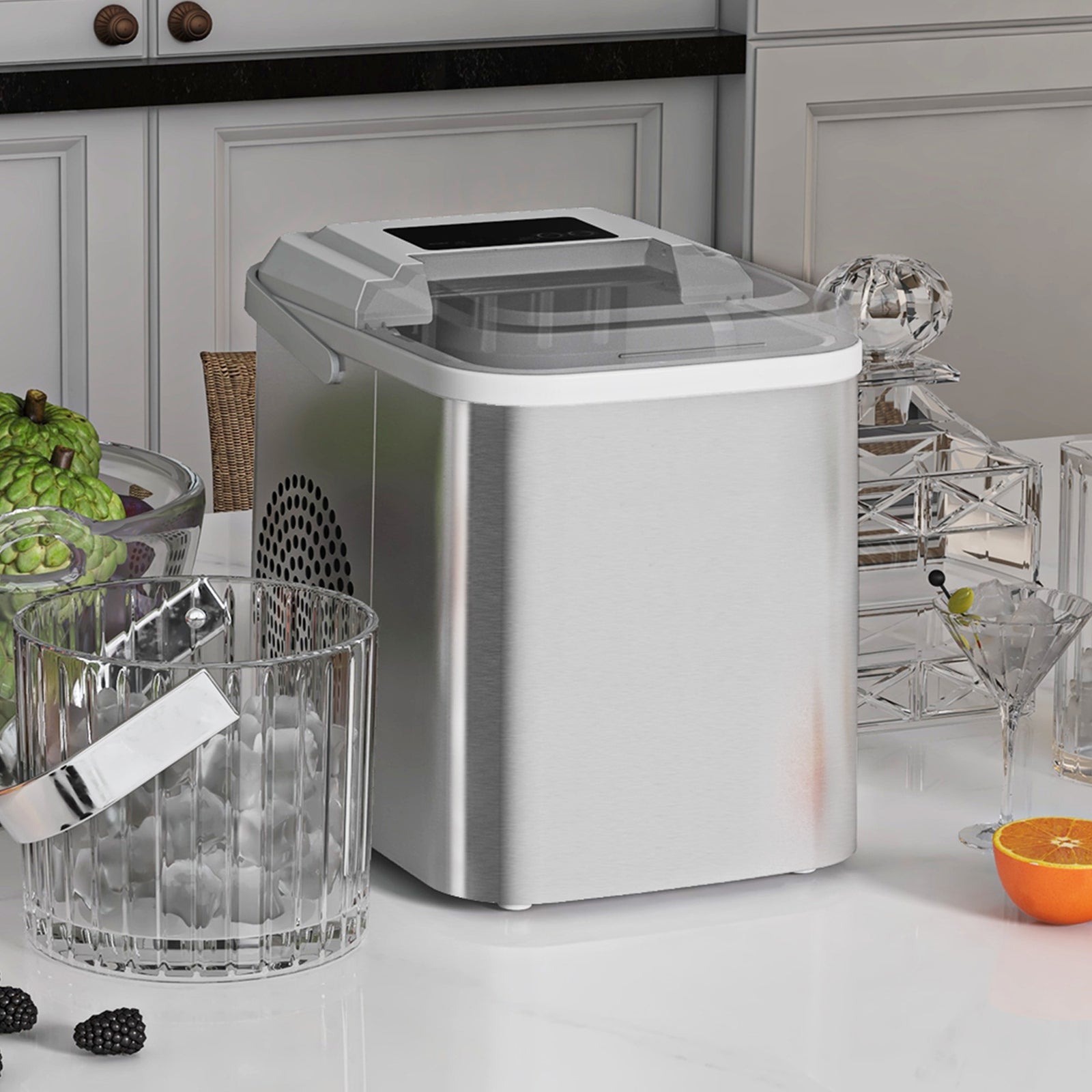 Portable Ice Cube Maker With 2 Cube Sizes 12kg Per 24 Hrs