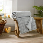 Chatsworth Faux Fur Luxury Throw 130x170cm – Ultra Soft & Stylish Blanket | 130cm x 170cm | Cream