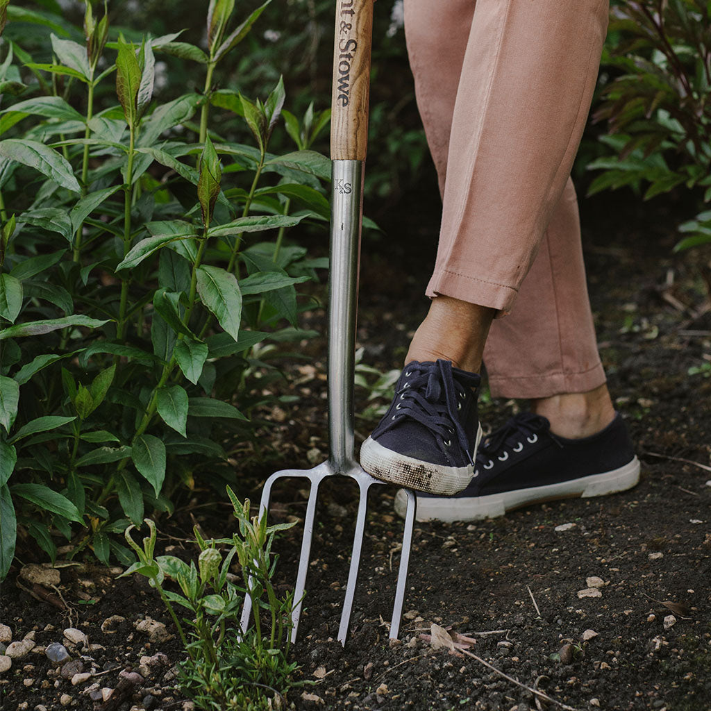 Garden Life Lightweight Digging Fork - Stainless Steel Head, Ash Wood Handle