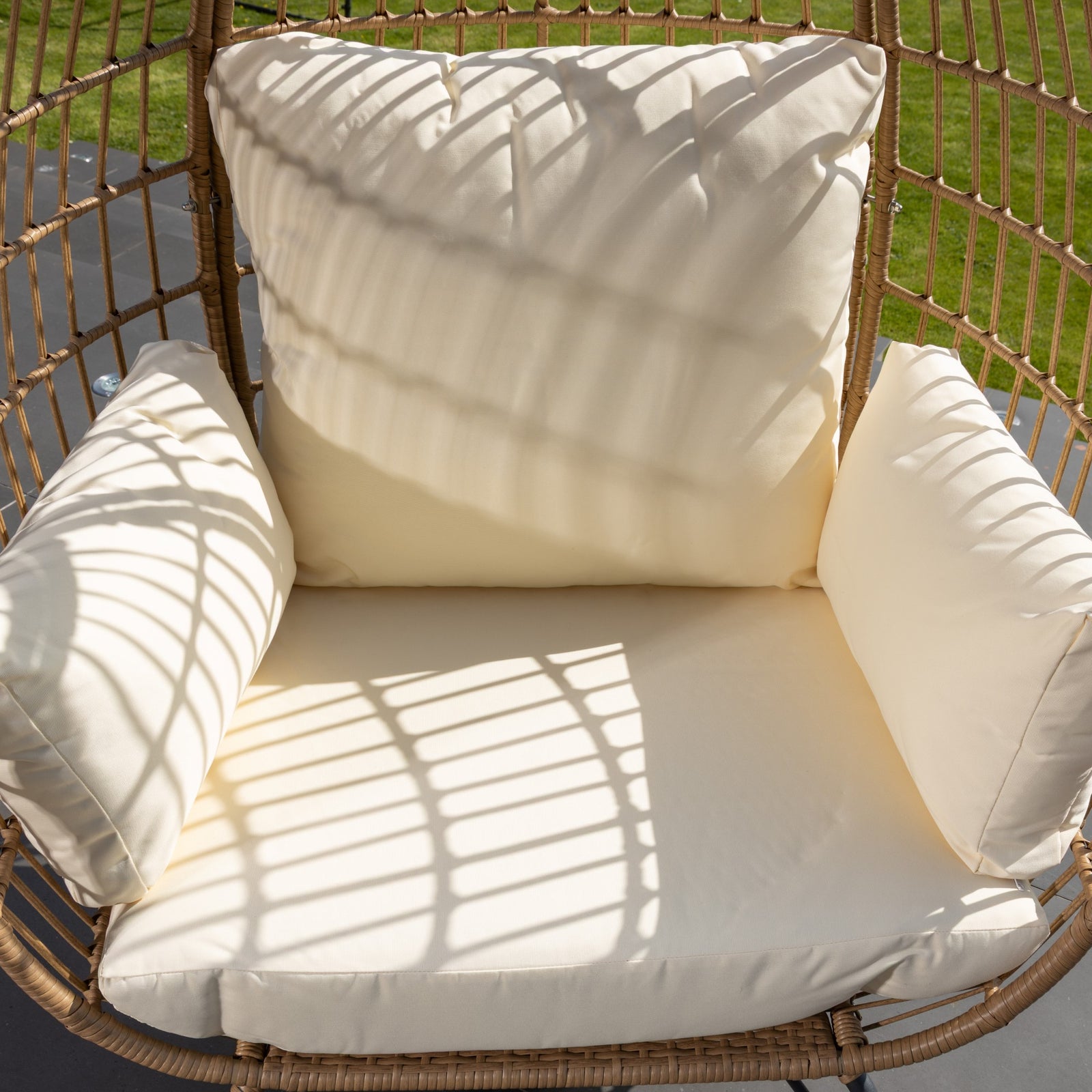 Sunelle Oval Shaped Standing Egg Chair | 1 | Cream